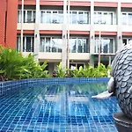 Phuket Ecozy Hotel