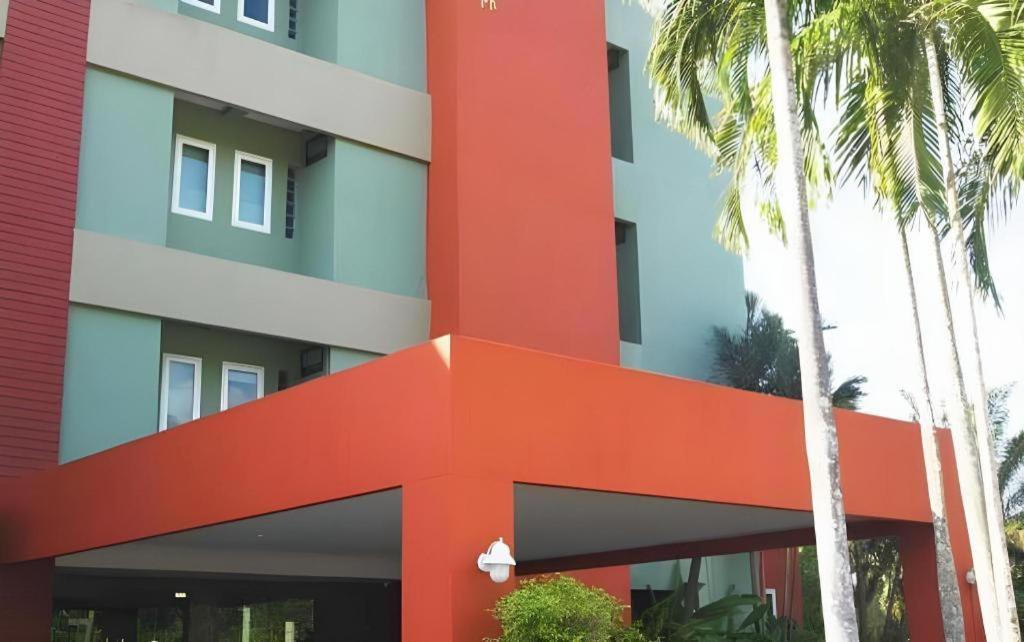 Ecozy Khách sạn 2*