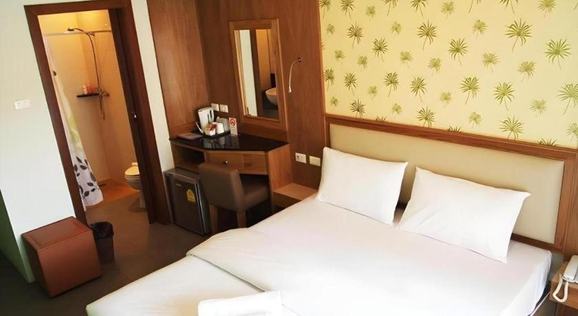 Khách sạn Ecozy Phuket